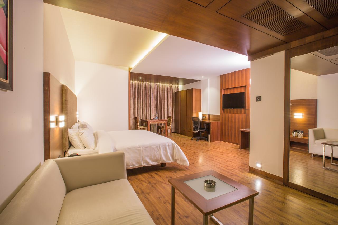 Hotel Hemala Karur  Exterior photo