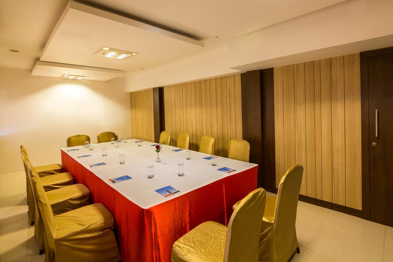 Hotel Hemala Karur  Exterior photo