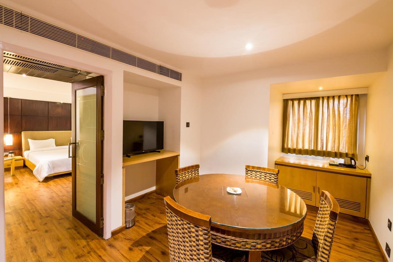 Hotel Hemala Karur  Exterior photo